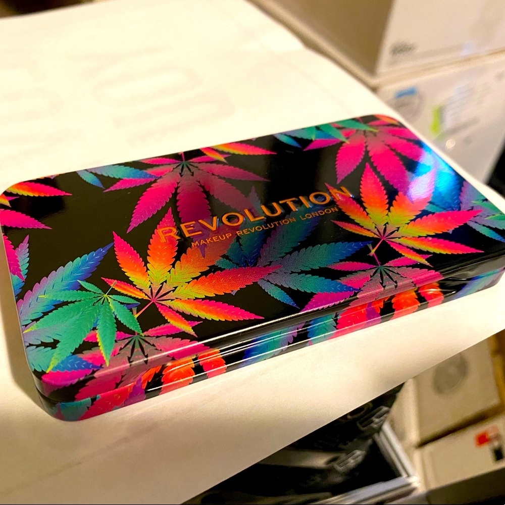 Makeup Revolution London mini pallete